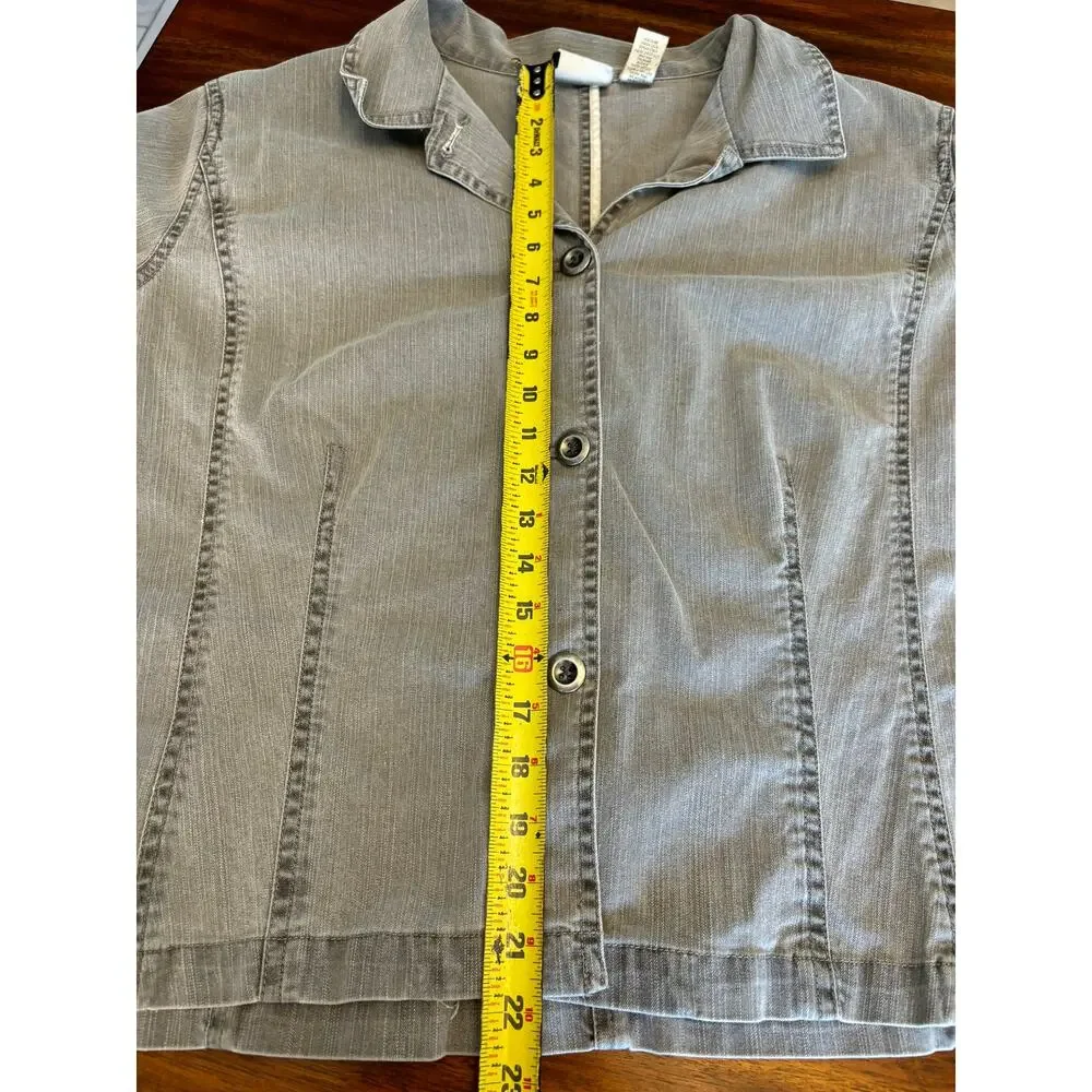 Chico's Light Gray Button Front Stretch  Collared Jean Jacket Size 2 (Large)
